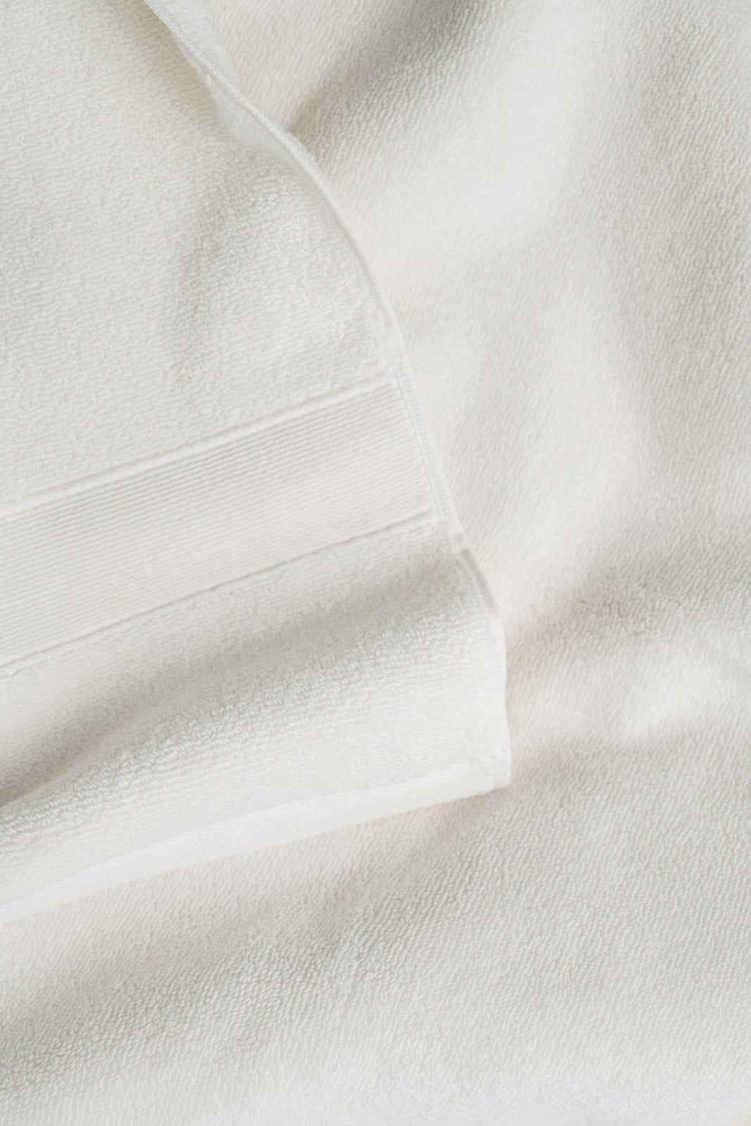 Cozy Earth Luxe Bath Towels