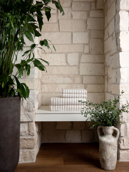 Cozy Earth Luxe Hand Towels