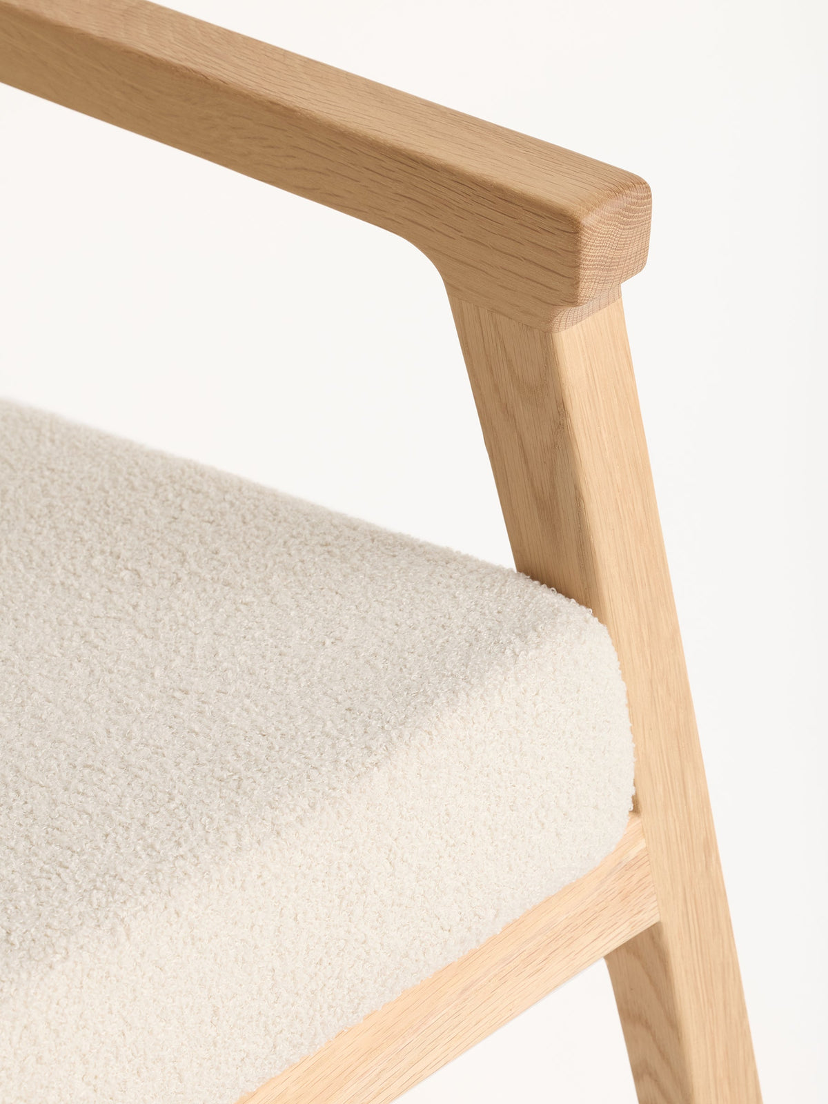 Cozy Earth Coronado Lounge Chair