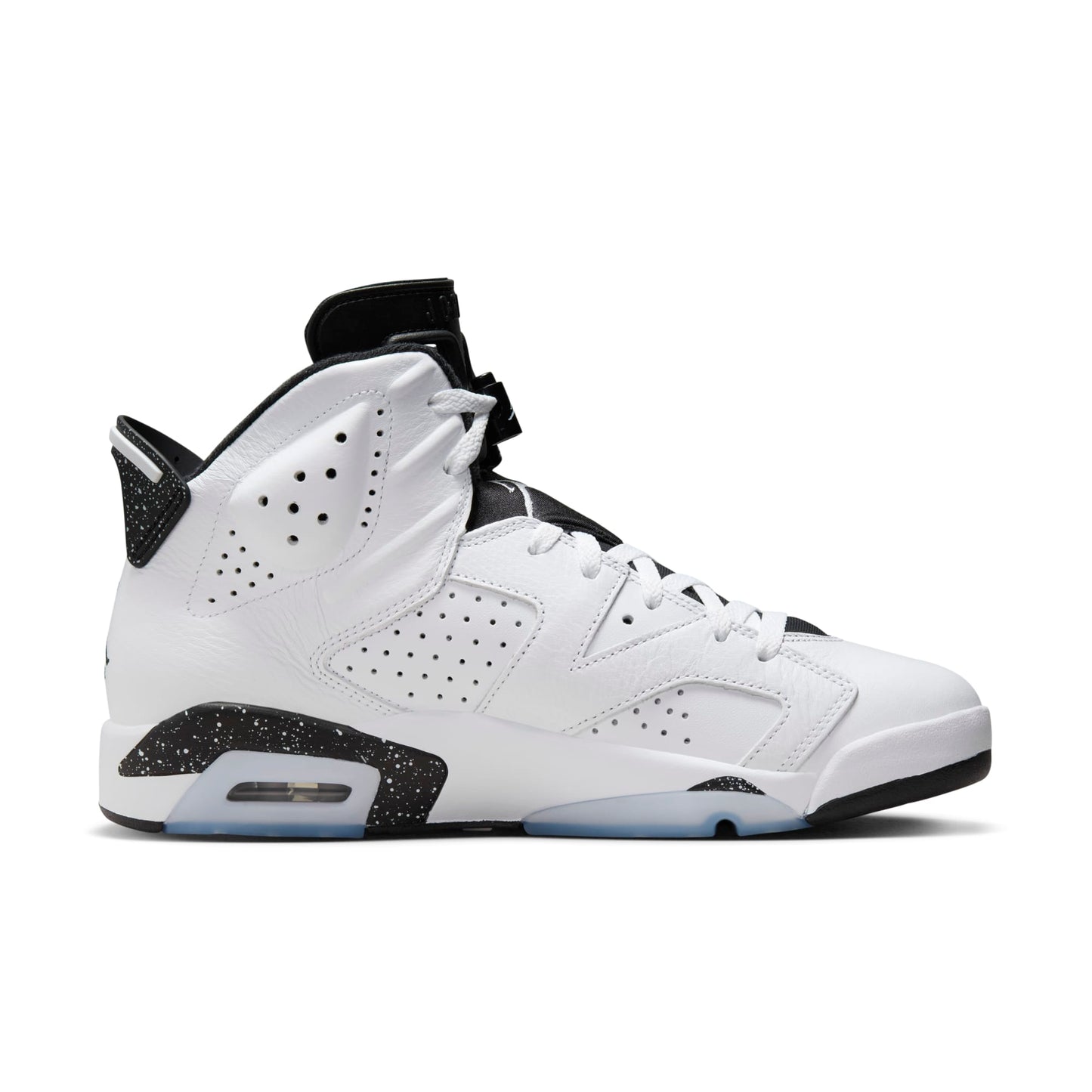 Size 9M Jordan 6 Retro "Reverse Oreo"