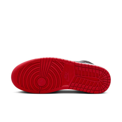 Jordan 1 Retro Mid ’Black Gym Red’