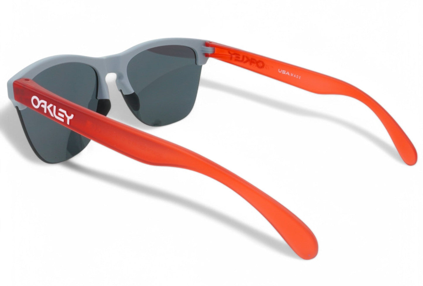 Oakley Unisex Frogskins Lite Sunglasses - Matte Fog