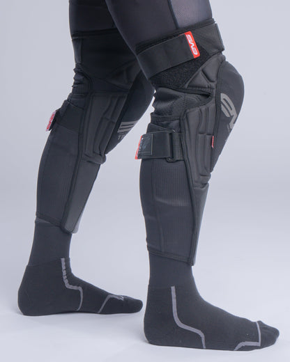EVS TP199 Blackout Knee Guard