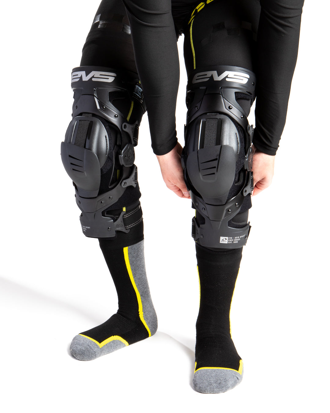 EVS Axis Sport 2025 Knee Brace - Mann