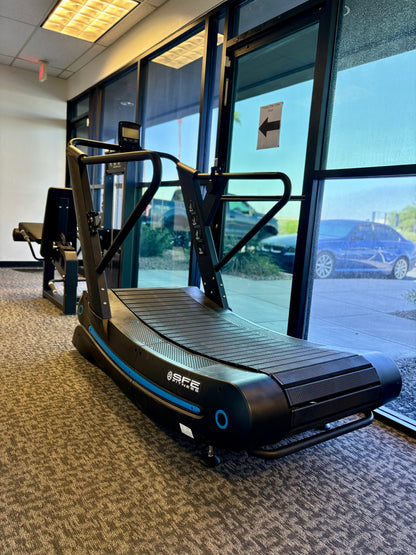 SFE Air Runner Pro Curved Treadmill