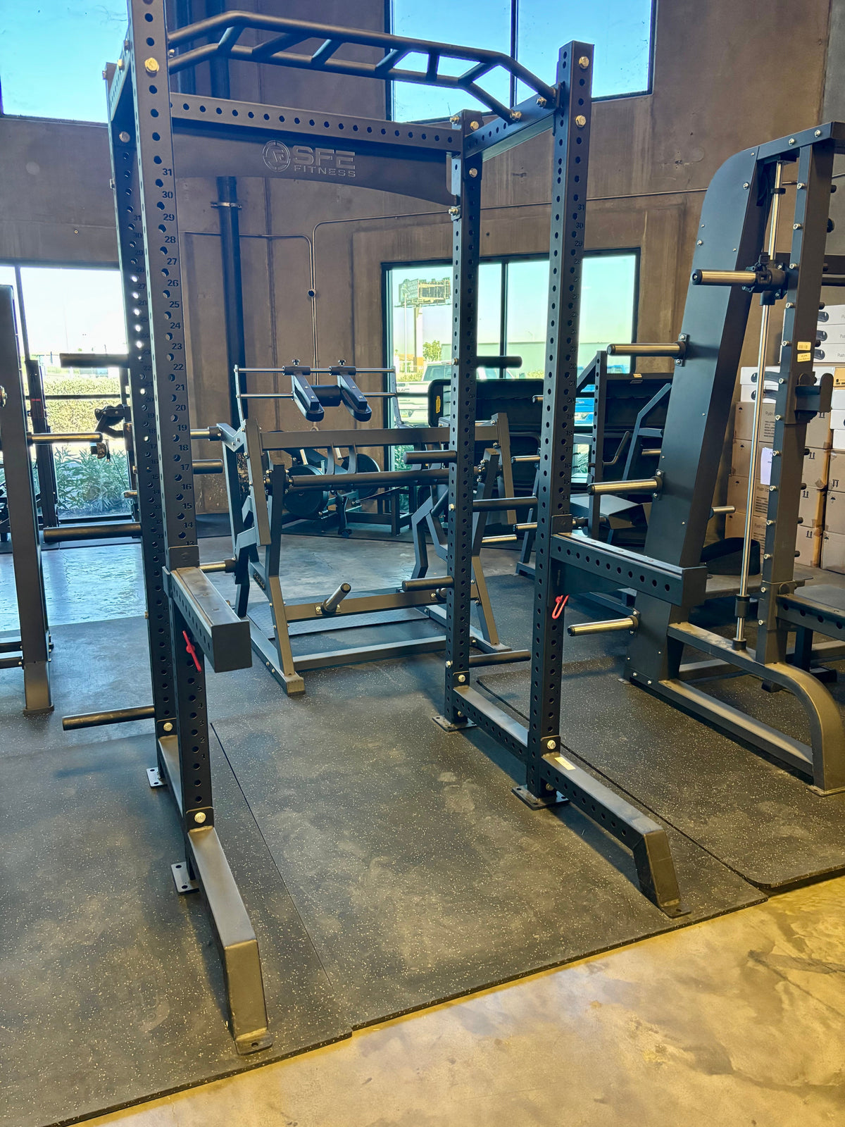SFE Commercial Squat Rack w/ Safety Bars, J-Hooks & Weight Storage