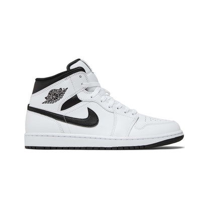 Jordan 1 Retro Mid 'White Black'