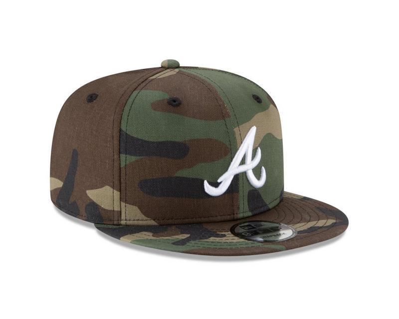 Atlanta Braves - Basic Camouflage 9Fifty Snapback Hat, New Era - Mann