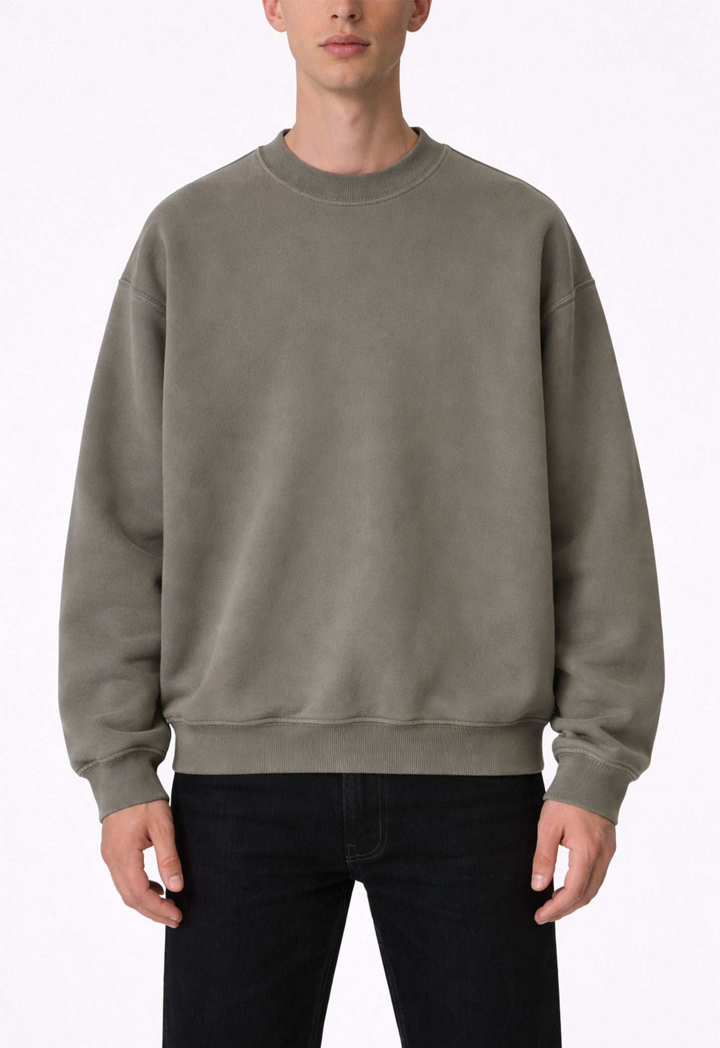 UNDEVELOPED Clove Vintage Crewneck