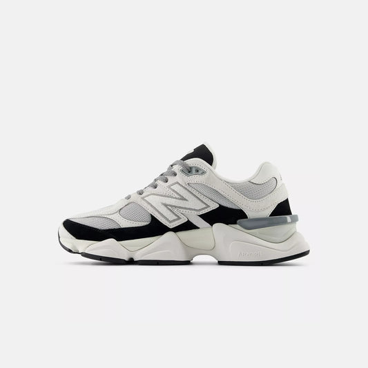 New Balance 9060 'Reflection Black'