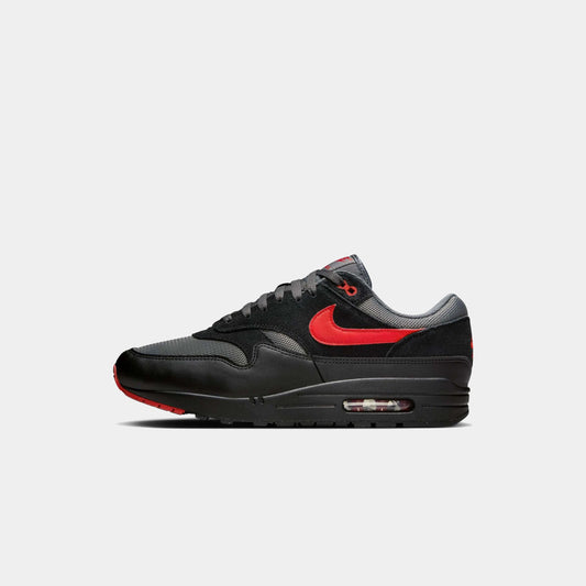 Size 10.5M Nike Air Max 1 Essential 'Vamps'