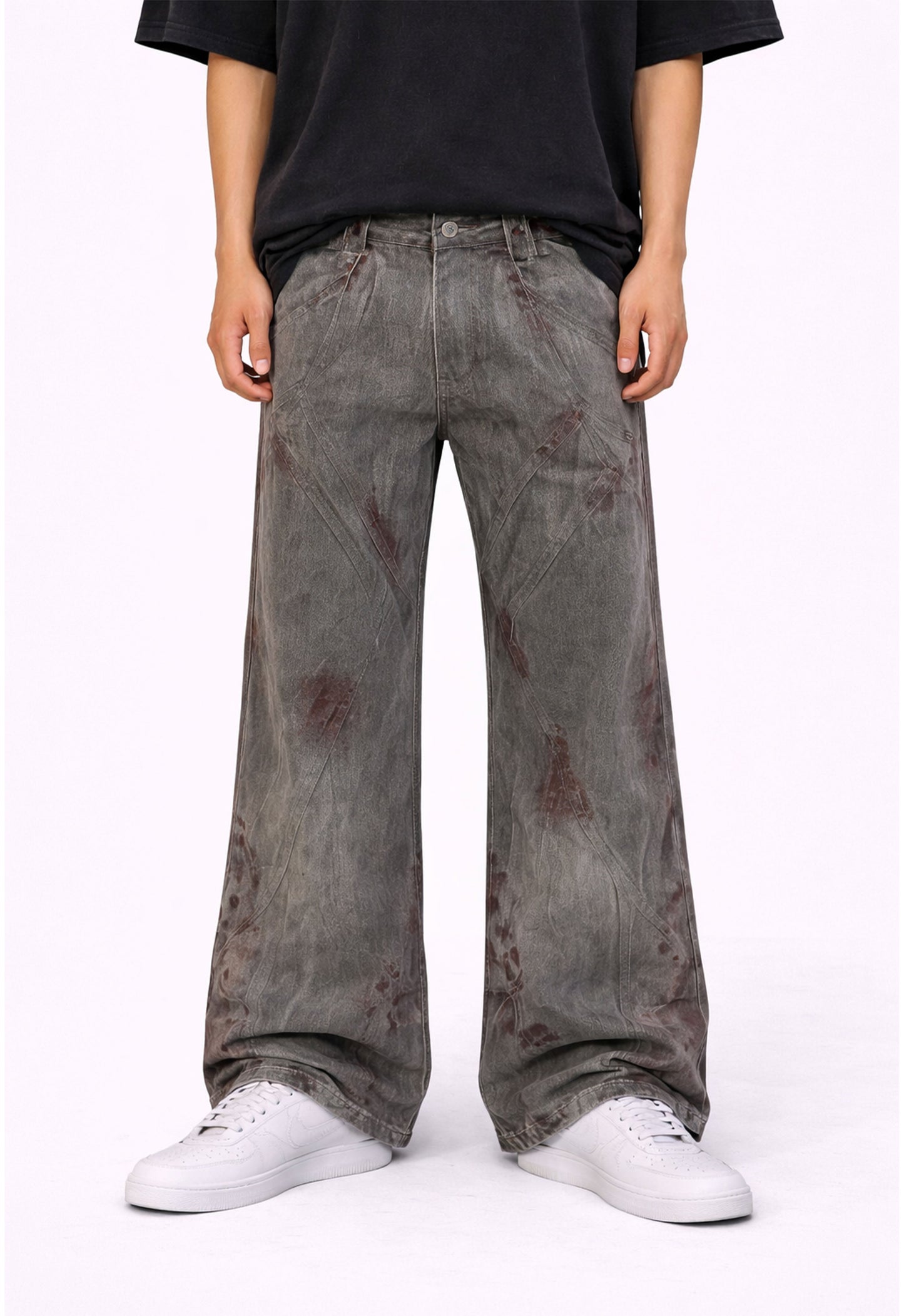UNDEVELOPED Bloodstain Flare Denim
