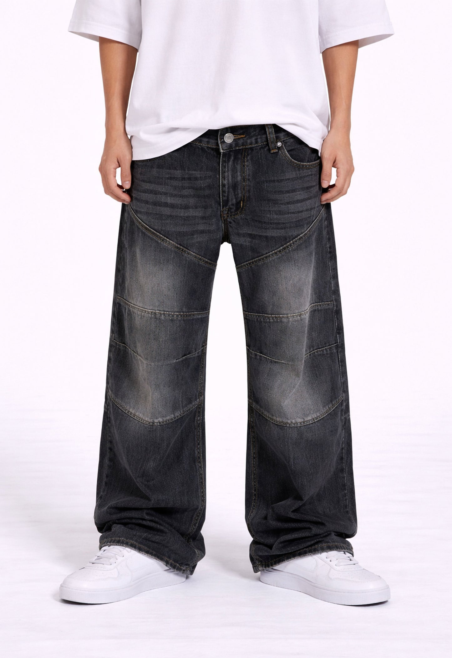UNDEVELOPED Noir Panel Denim