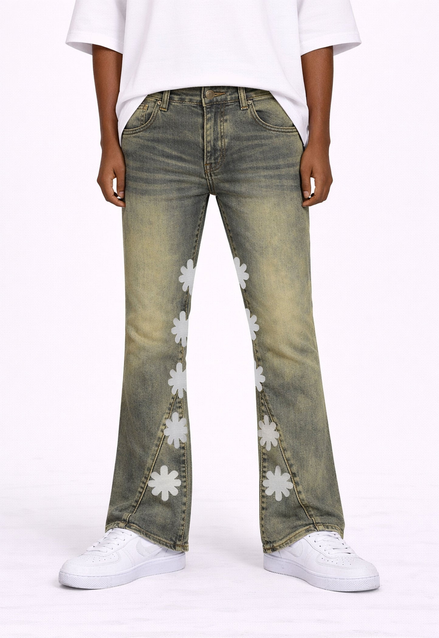 UNDEVELOPED Vintage Asterisk Flare Denim