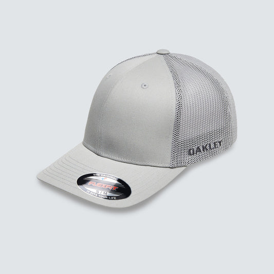 Oakley Golf Cresting Trucker Hat 'Stone Grey'