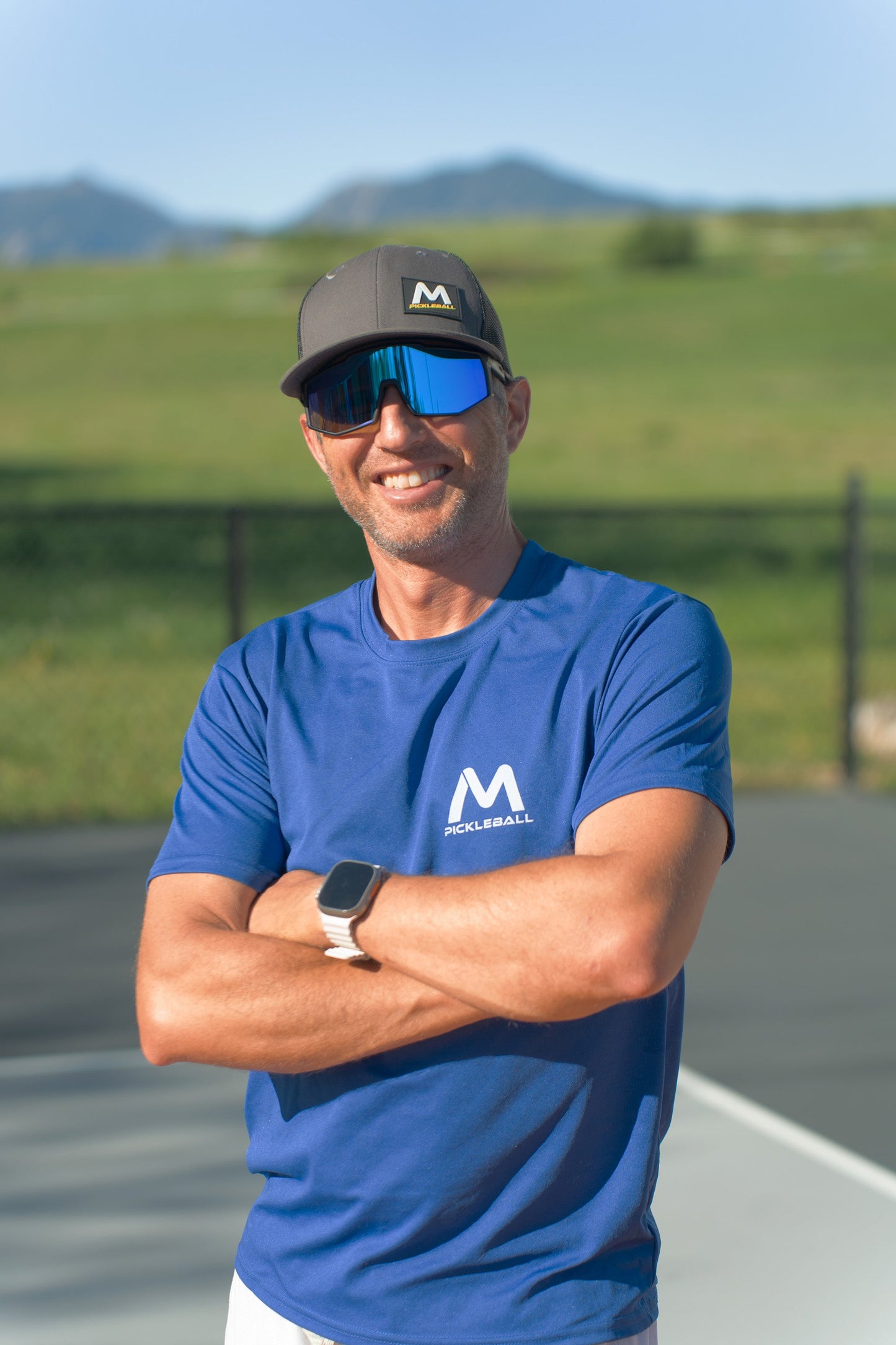 Moment Pickleball Pro-Guard Glasses Set with Blue Mirrored Lens - Mann