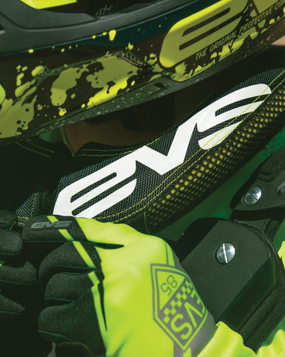 EVS R2 Race Collar