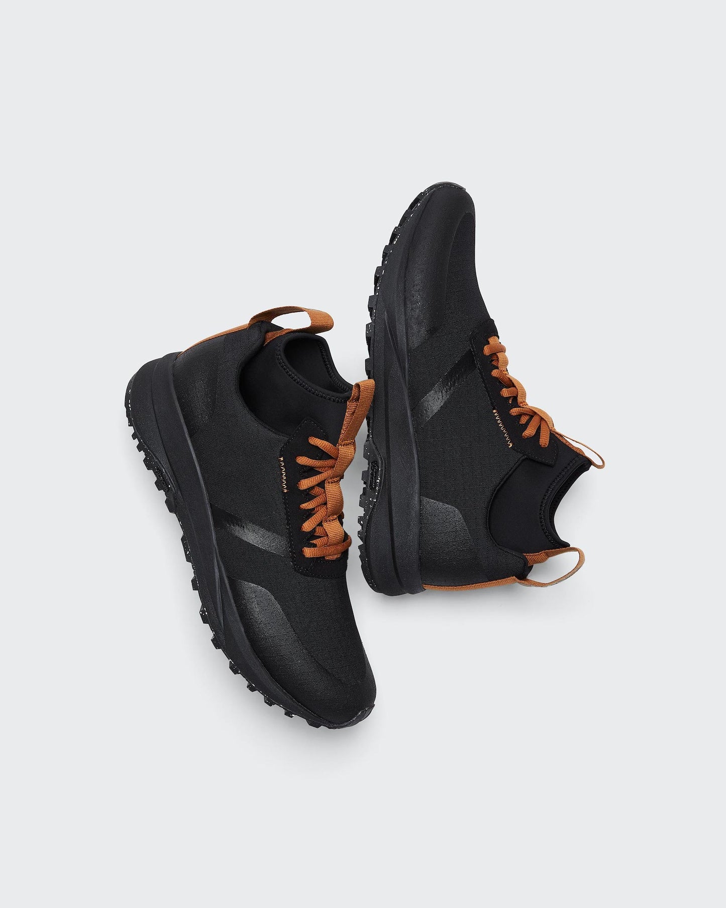YORK Athletics The Via All-Terrain / Ripstop / Triple Black