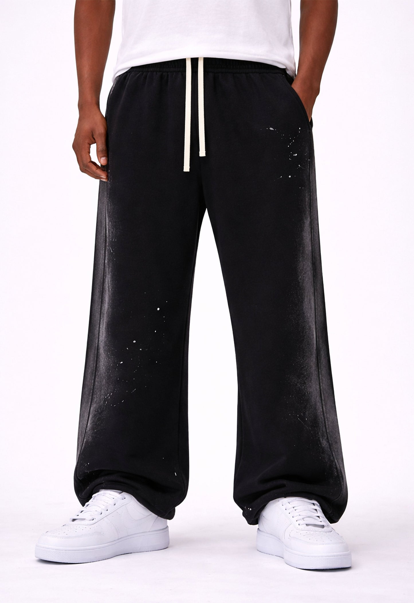 UNDEVELOPED Noir Painters Sweatpants