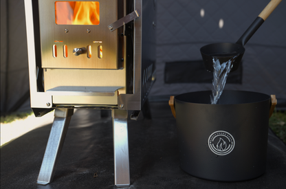 NSS 5L Black Aluminum Sauna Bucket and Ladle Set with Elegant Bamboo Handles - Mann