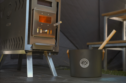 NSS 5L Black Aluminum Sauna Bucket and Ladle Set with Elegant Bamboo Handles - Mann