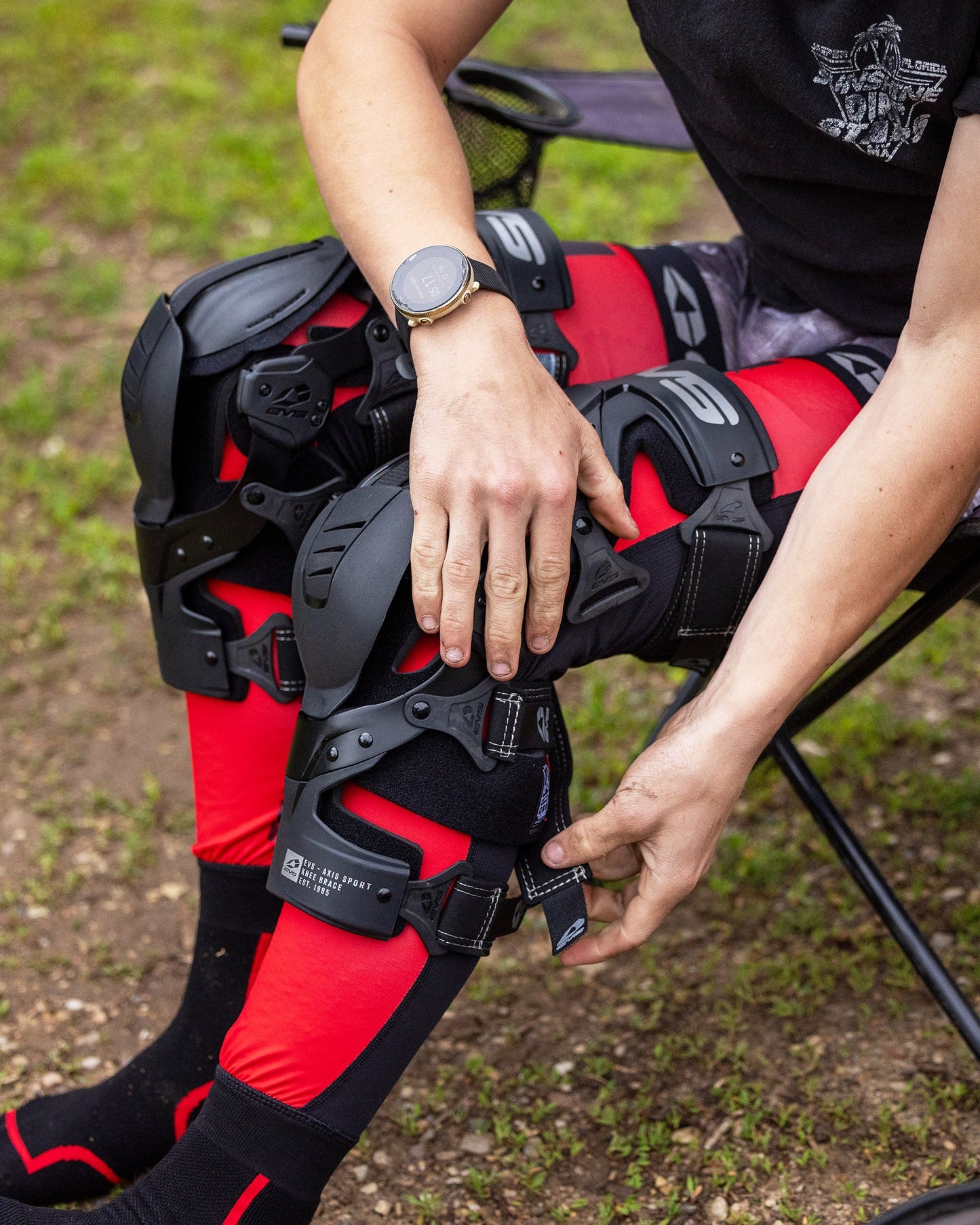 EVS Axis Sport 2025 Knee Brace - Mann