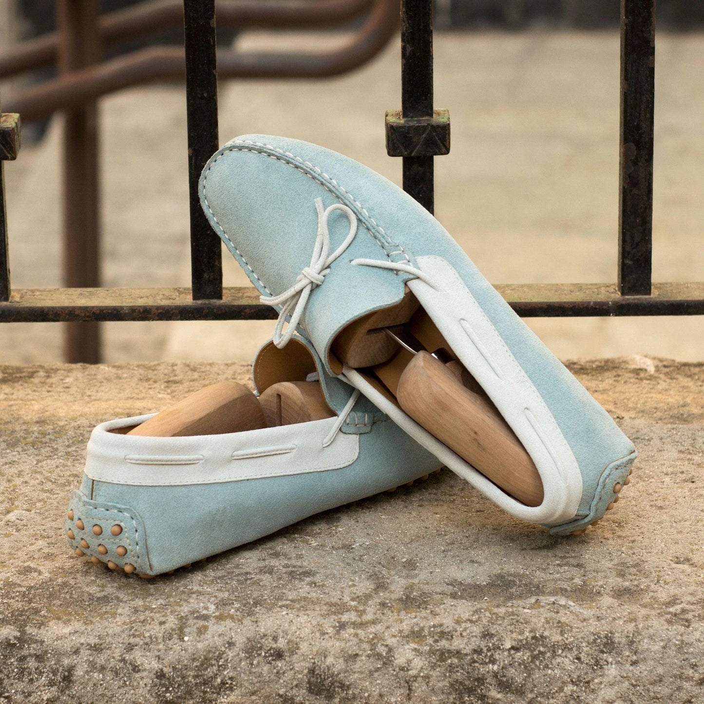 Egypt Driver II light blue leather boat shoe with white accents