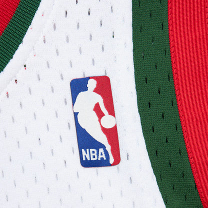 Milwaukee Bucks - Giannis Antetokounmpo 2013 White Swingman Jersey