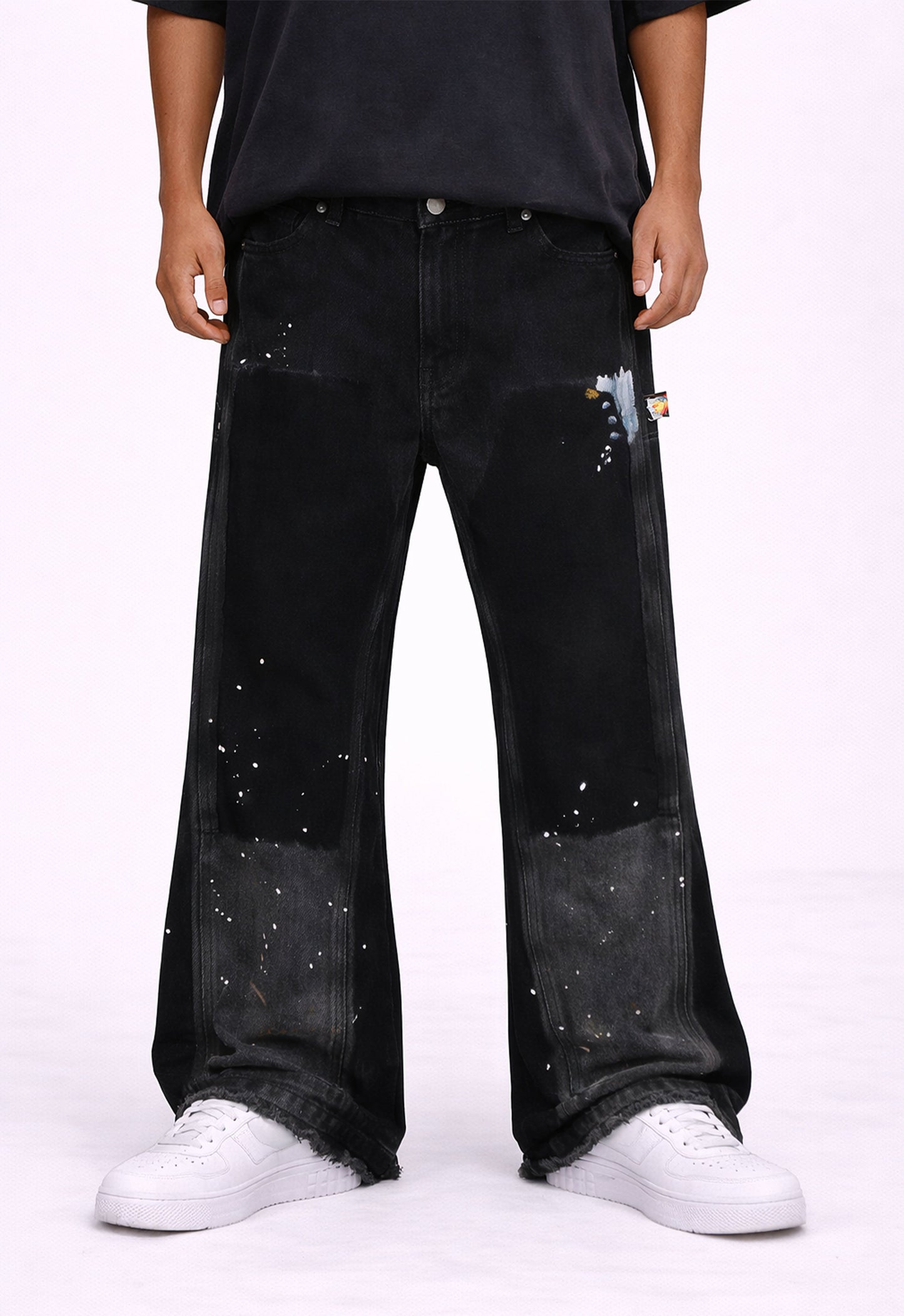 UNDEVELOPED Noir Split Painters Denim