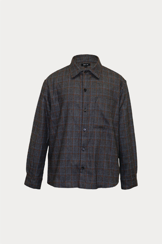 Men's relaxed fit grey plaid button-down shirt with pocket, fashion apparel from MANN
