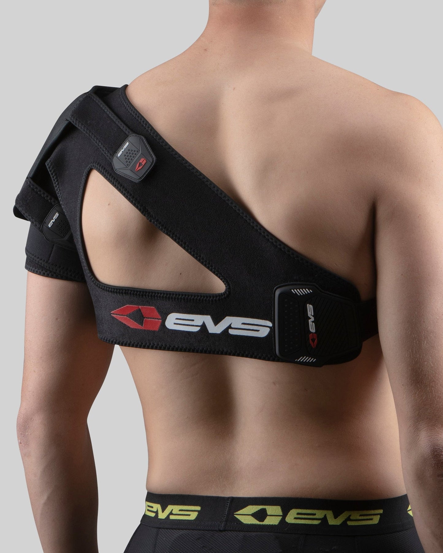 EVS SB04 Shoulder Support