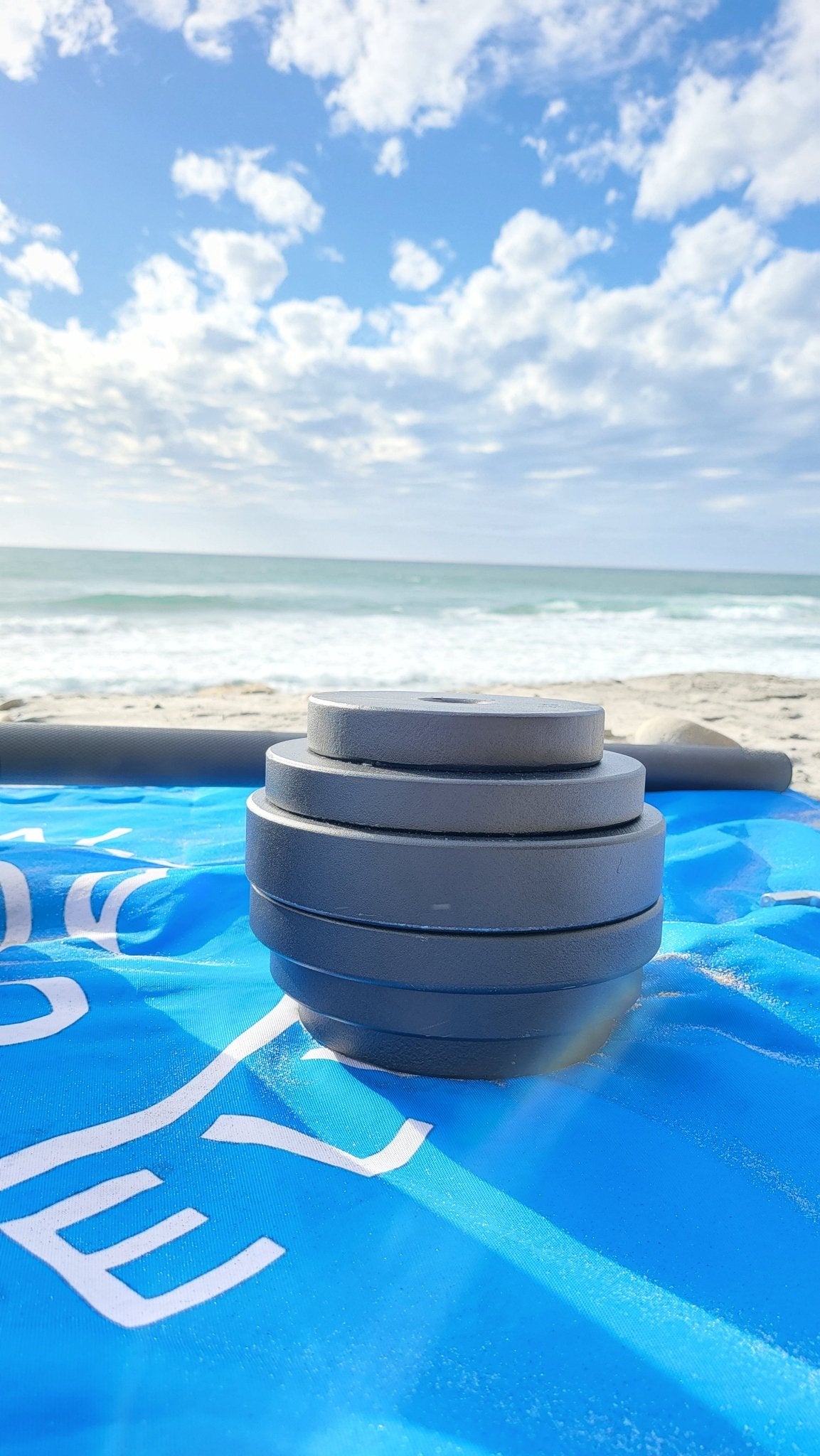 SoCal Kettlebellz 12–32 kg (26–71 lb) Adjustable Kettlebell/Mace System – Powder-Coated Cast-Iron – Black