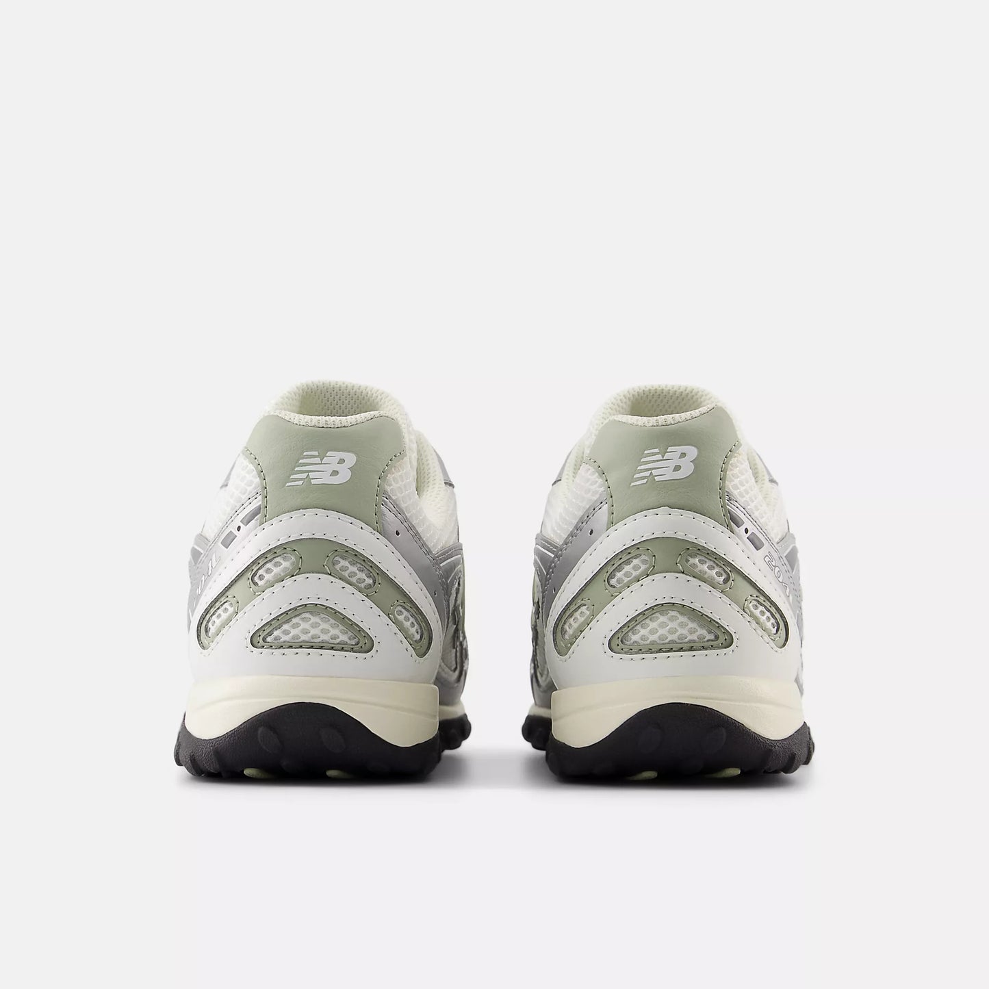 New Balance 204L 'Silver Metallic/Sage Green'