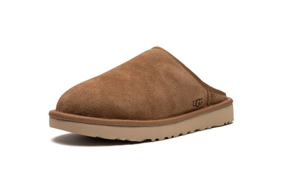 Size 12/13M UGG Classic Slip-On 'Chestnut'