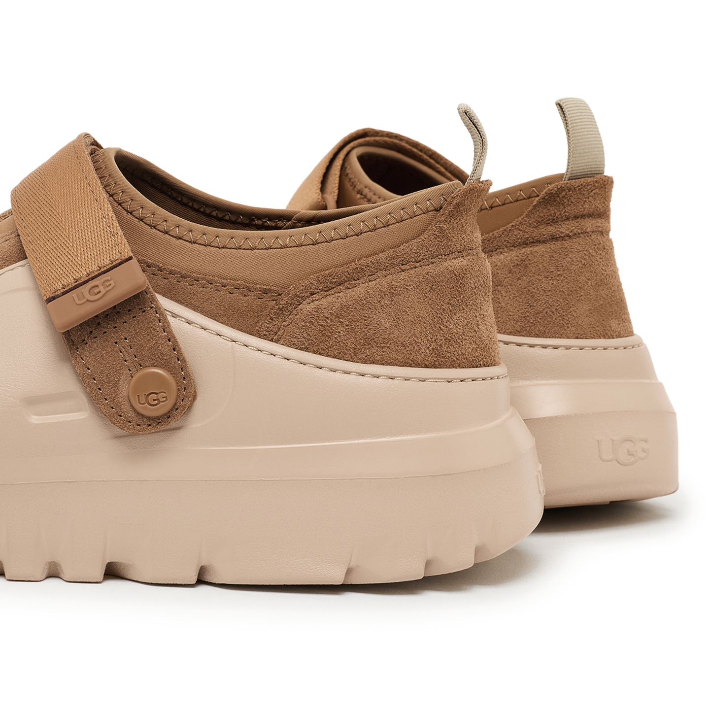 UGG PeakMod Lowcut 'Chestnut'