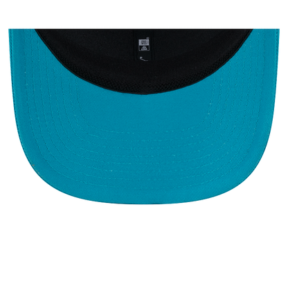 Miami Dolphins - 9Seventy Patch Stretch-Snap Trucker Hat, New Era - Mann