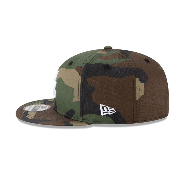 Atlanta Braves - Basic Camouflage 9Fifty Snapback Hat, New Era - Mann