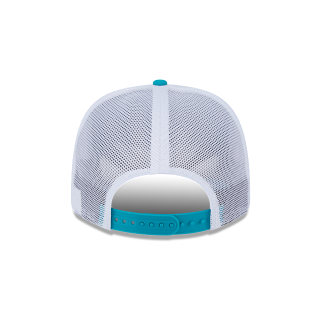 Miami Dolphins - 9Seventy Patch Stretch-Snap Trucker Hat, New Era - Mann