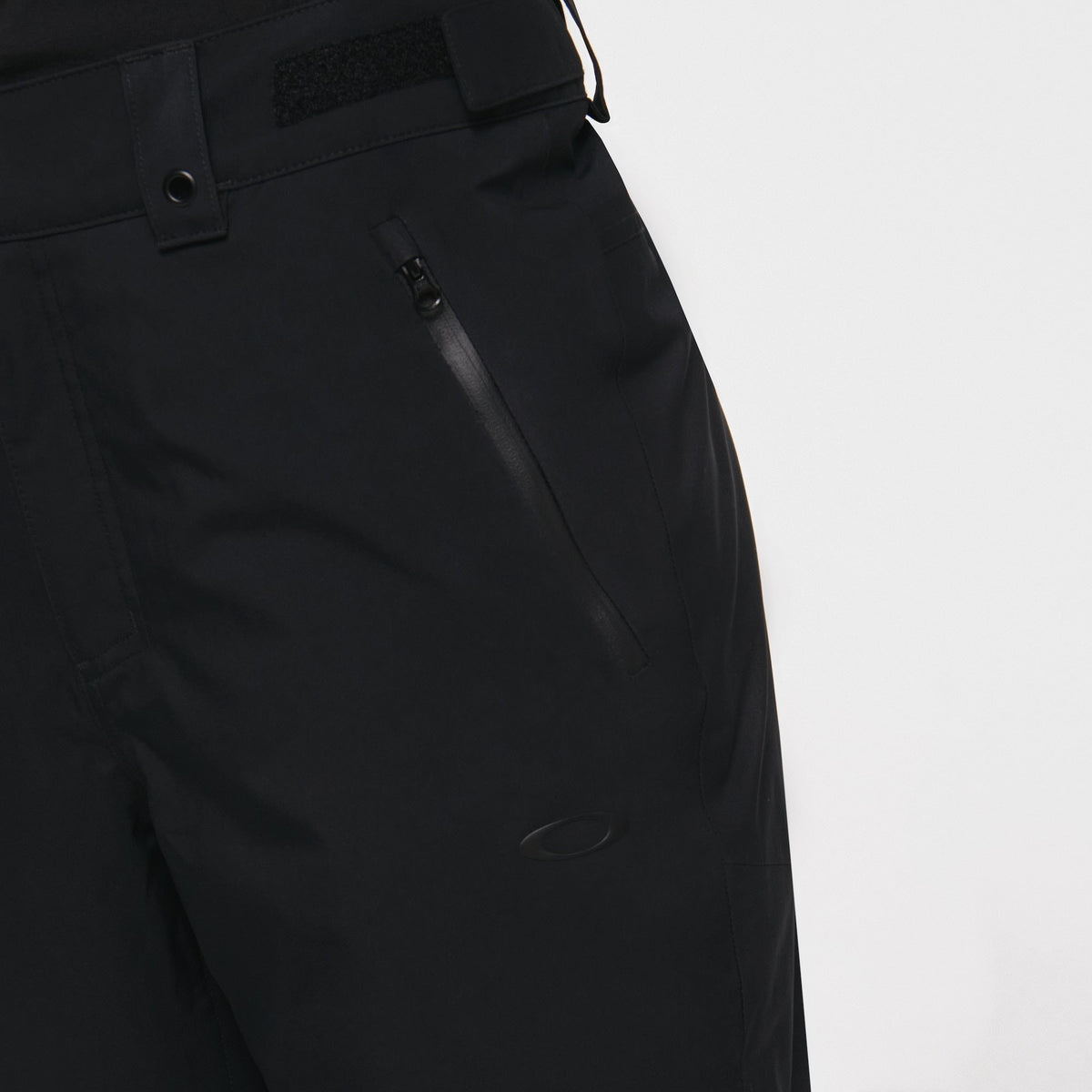 Size XL Oakley Sub Temp RC GORE-TEX Pants ‘Blackout’